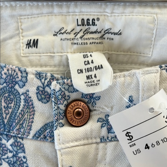 H&M Blue and White Straight Skinny Leg Jeans with Floral Design - Picture 1 of 7